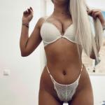 Lola 22 - Scharfes Luder - New in Town. Angebote sie-sucht-ihn