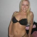 Junges, dauerfeuchtes Küken liebt Rollenspiele Angebote sie-sucht-ihn