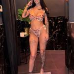 Emma Anal Queen, mit Top Service. Bild